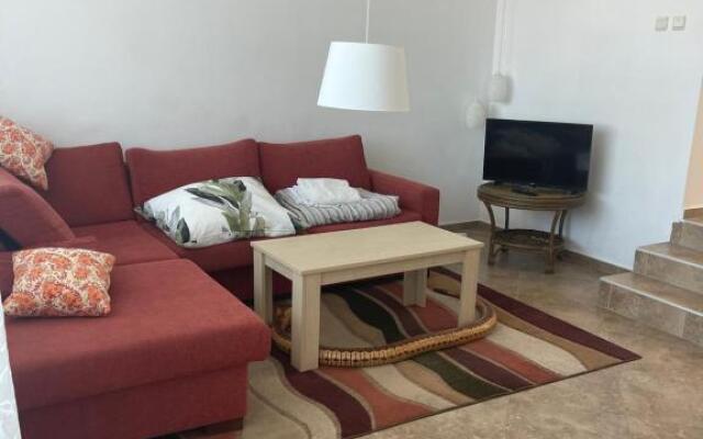 Caprice Apartment in Kiten