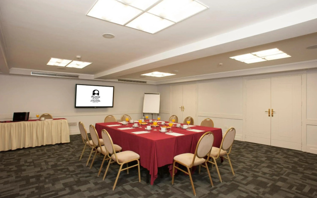 Austral Hotel