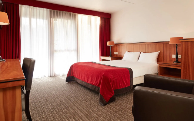 Van Der Valk Hotel Dennenhof