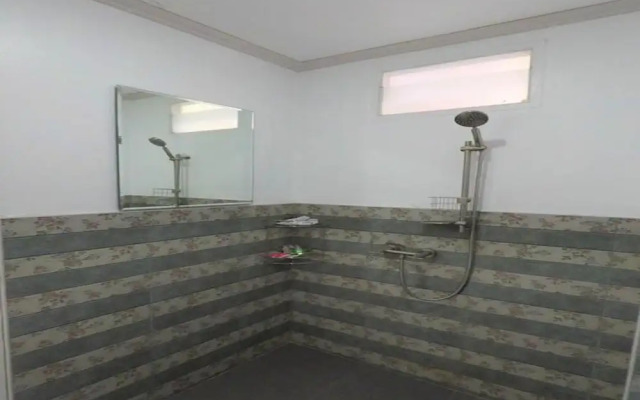 DD Hut