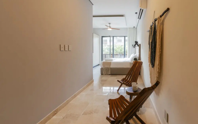 203B Amira Studio By Sandy powerful