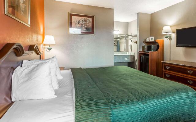 Quality Inn & Suites Macon North