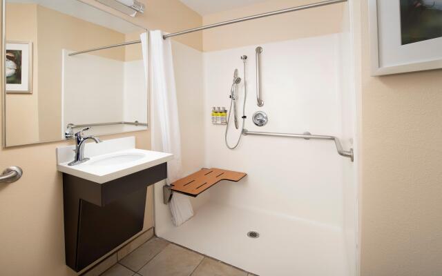 Candlewood Suites I-26 at Northwoods Mall by IHG