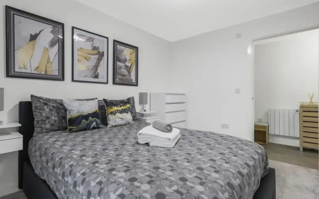 Harmony 5 Mins to City Centre Balcony Fast Wifi