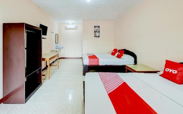 OYO 90385 Hotel Cadaka