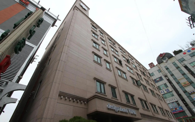 Vine Hotel