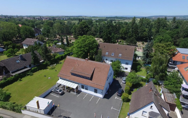 Hotel Attache Frankfurt Airport Raunheim