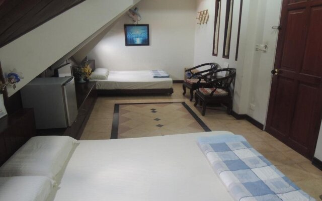 Ngoc Quynh Hotel