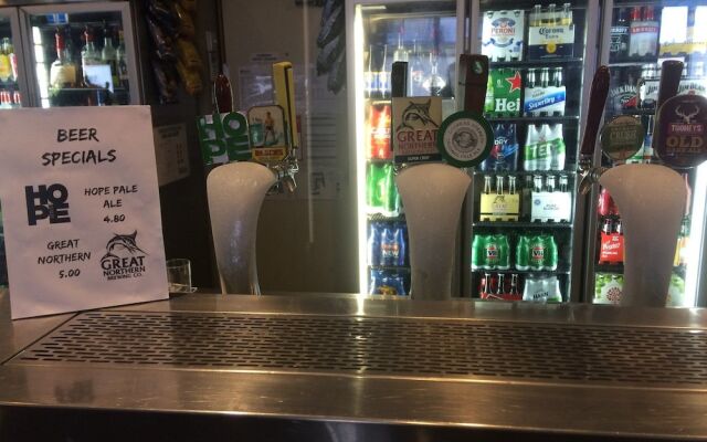 Horse & Jockey Hotel