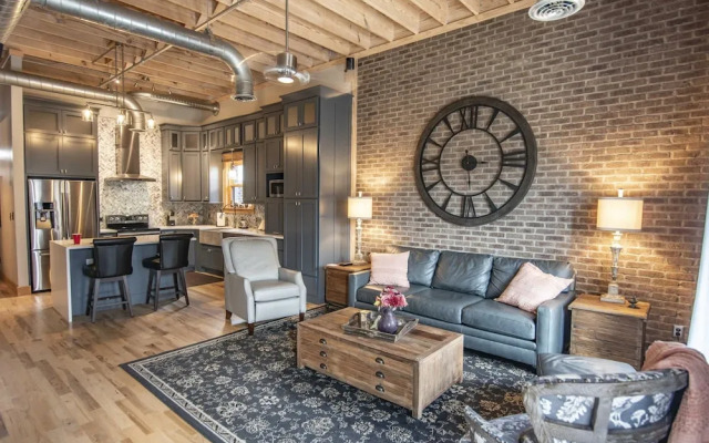 Rooftop on Main Street Downtown Mcminnville