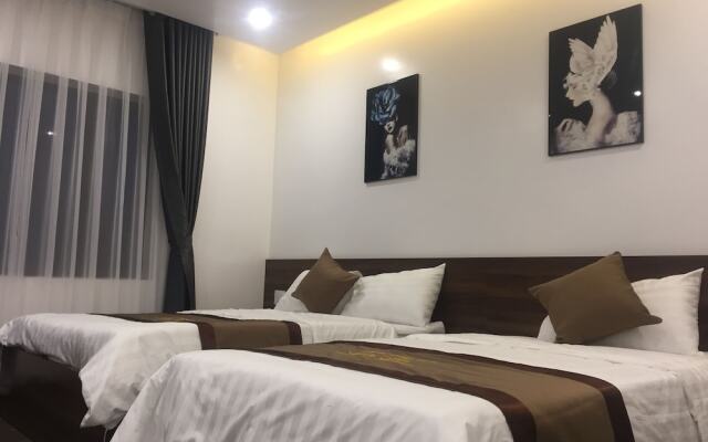 Win Win Hotel