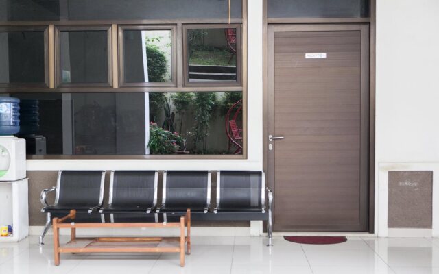 RedDoorz @ Cihanjuang Cimahi