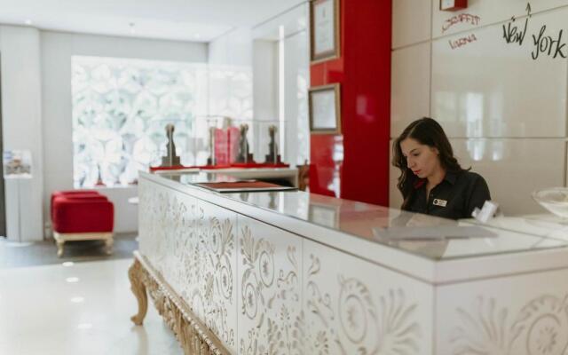 Graffit Gallery Design Hotel