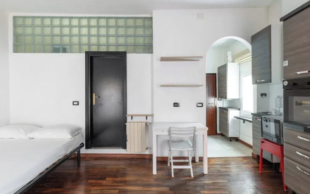 Studio Malcontenti con terrazzo
