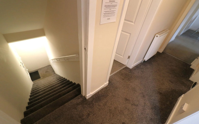 Signature - Bruce Terrace Upper - Blantyre