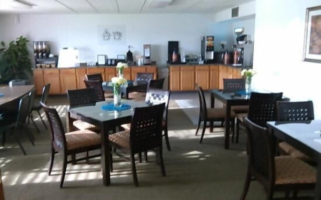 Sunset Inn & Suites - Lincoln Airport