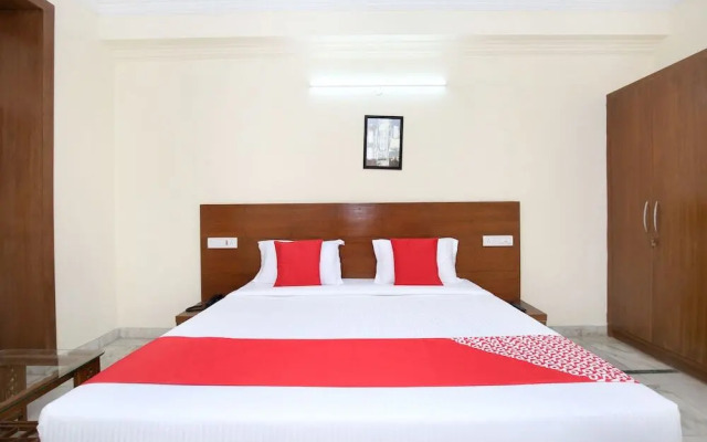 Hotel Grand Chinar By OYO Rooms