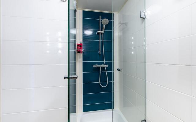 Semi-detached House Near Noord-beveland Beach