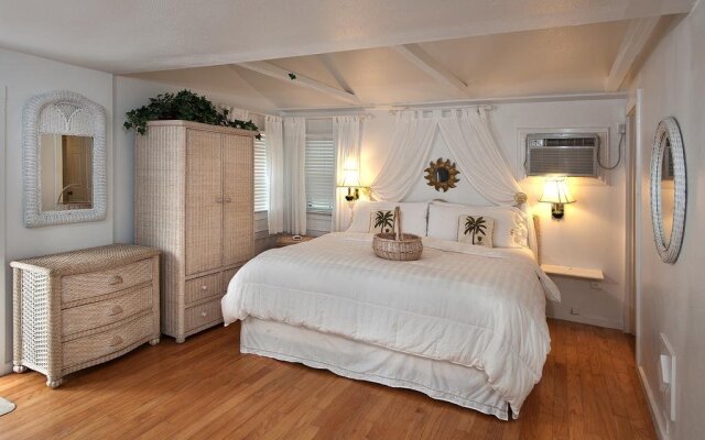 Bungalow Beach Resort