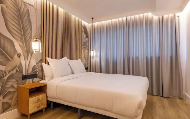 HA Aparthotel Retiro Suites