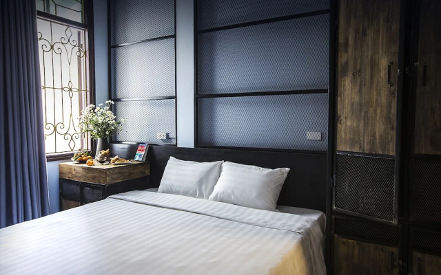 The Chi Novel Hostel
