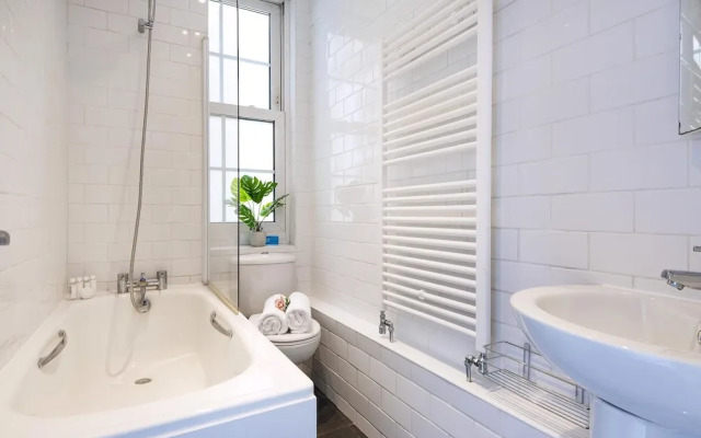 Lovely Portobello Apartment near Westbourne Park