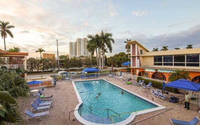 Amazing Apartment,hallandale Beach, Walk to Ocean!