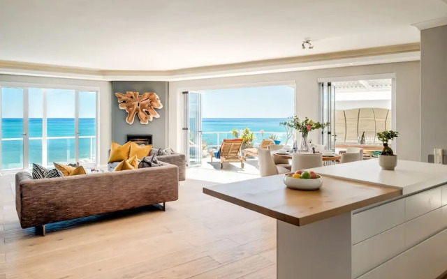 Private Pool Tranquility at Ocean Penthouse Retreat