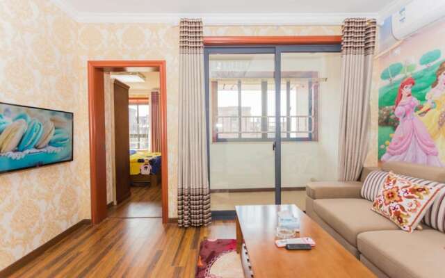 Full of Happiness Disney Land Aparthotel