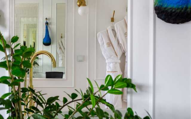 Feniks Fragola Apartments