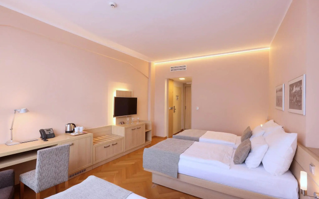 Hotel Amarilis