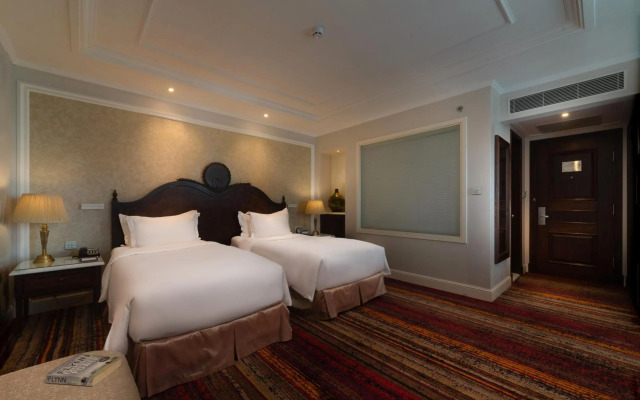 The Lapis Hotel