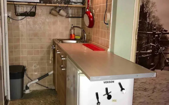 500mbps Wifi Studio 1min From Attiki Metro Station