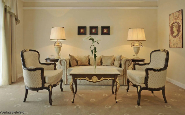 Victor's Residenz - Hotel Schloss Berg