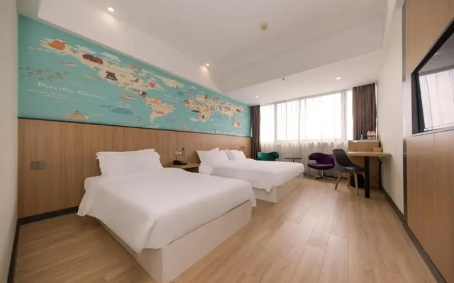 Starway Hotel at Pudong