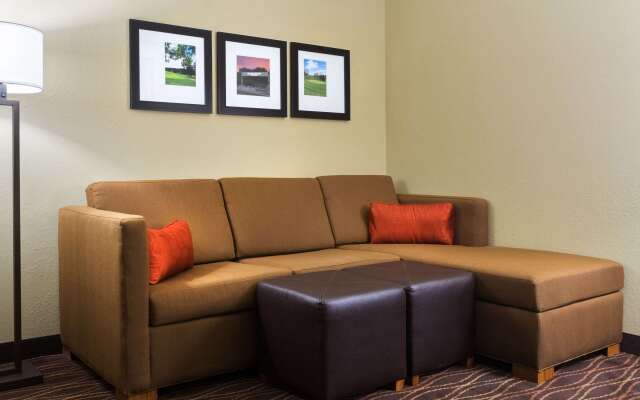 Comfort Suites DuBois Country Club