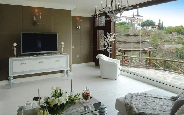 Torre del Sol - Charming Vacation Home