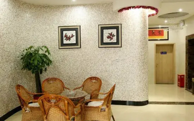 Jingmen Mingren Hotel