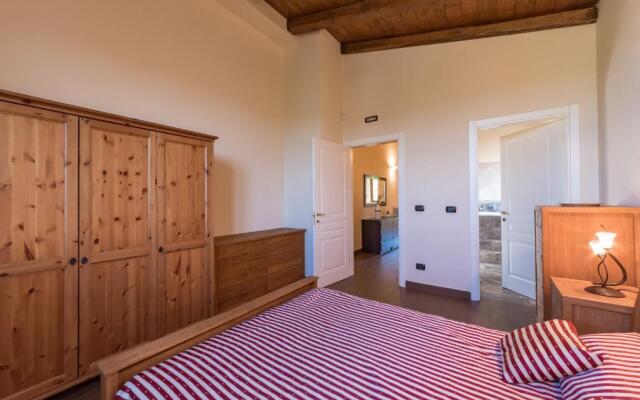 Casale Rosy 6 2 in Offida