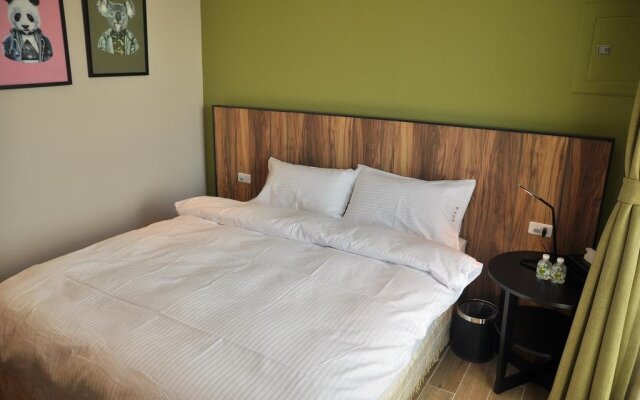 An B&B