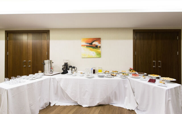 The Grand Mira Hotel