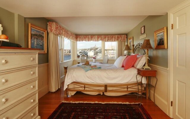 Beach & King Street Inn