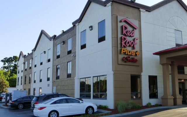 Red Roof Inn PLUS+ & Suites Chattanooga - Downtown