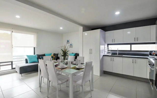 Beautiful apartment near the beach