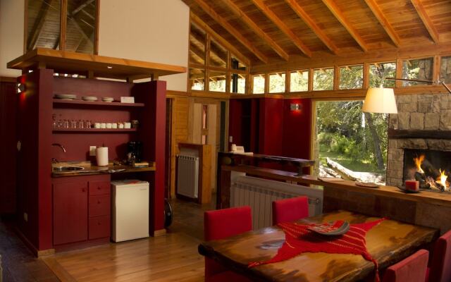 El Aura Lodge