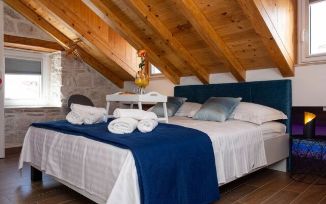 Luxury Rooms Rustic Chic