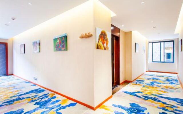 Banyan Tree. Wuyungu Hotel (Kangding Xinduqiao Branch)