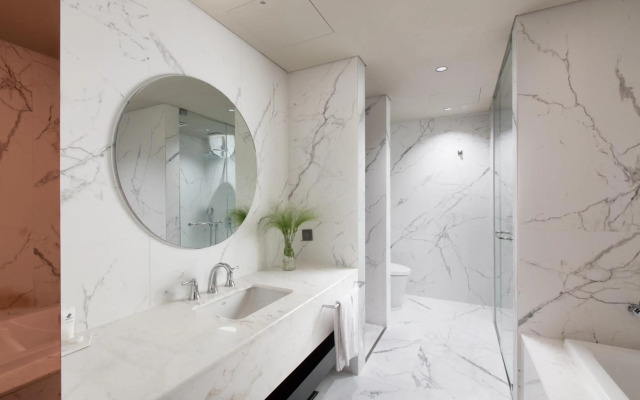 SR Suites Pangyo