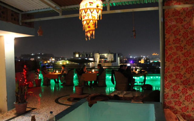 Kesar Heritage Guest House