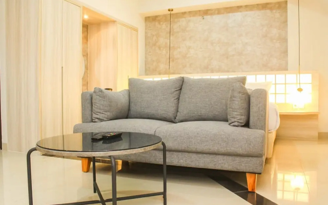 Modern And Spacious Studio Apartment At Mustika Golf Residence